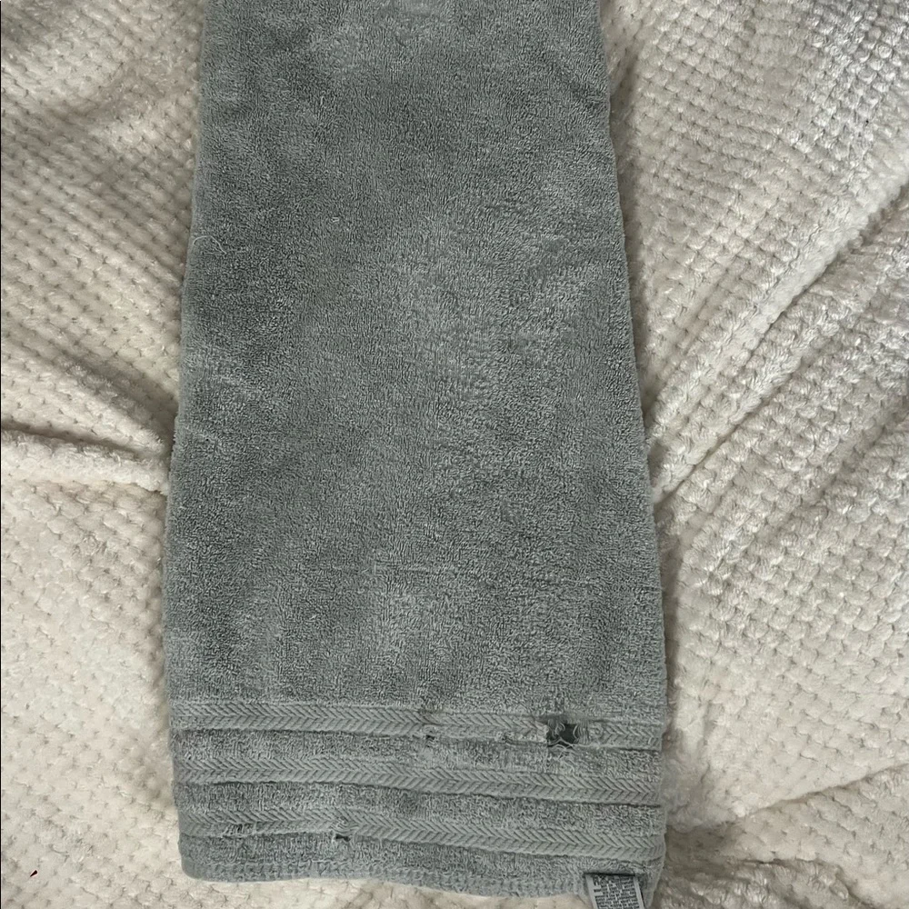 Martex 100% cotton light blue silver jacuzzi towel